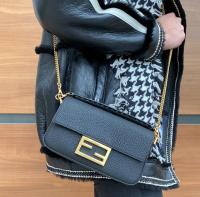 СУМКА FENDI BAGUETTE фото
