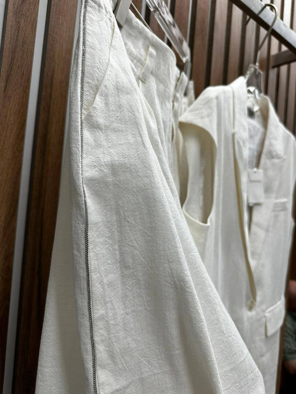 КОСТЮМ BRUNELLO CUCINELLI детальное фото