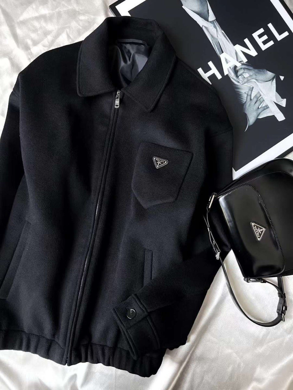 КУРТКА PRADA детальное фото