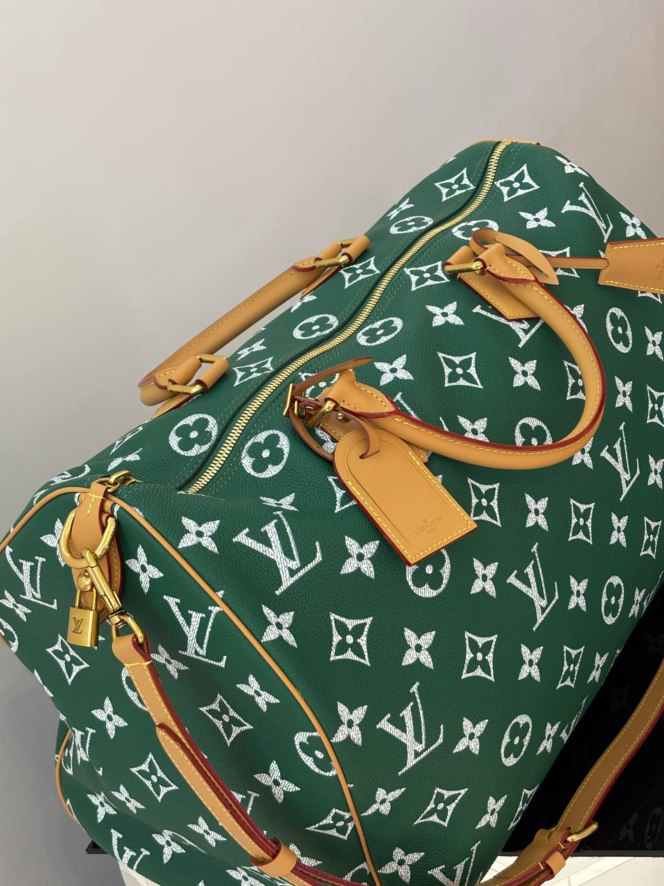 ДОРОЖНАЯ СУМКА LOUIS VUITTON детальное фото