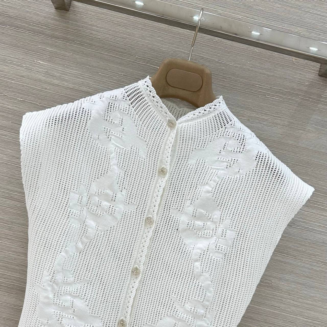 ФУТБОЛКА CHANEL детальное фото