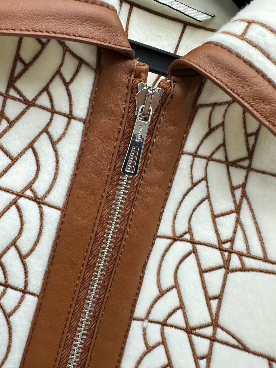 ЖАКЕТ HERMES детальное фото