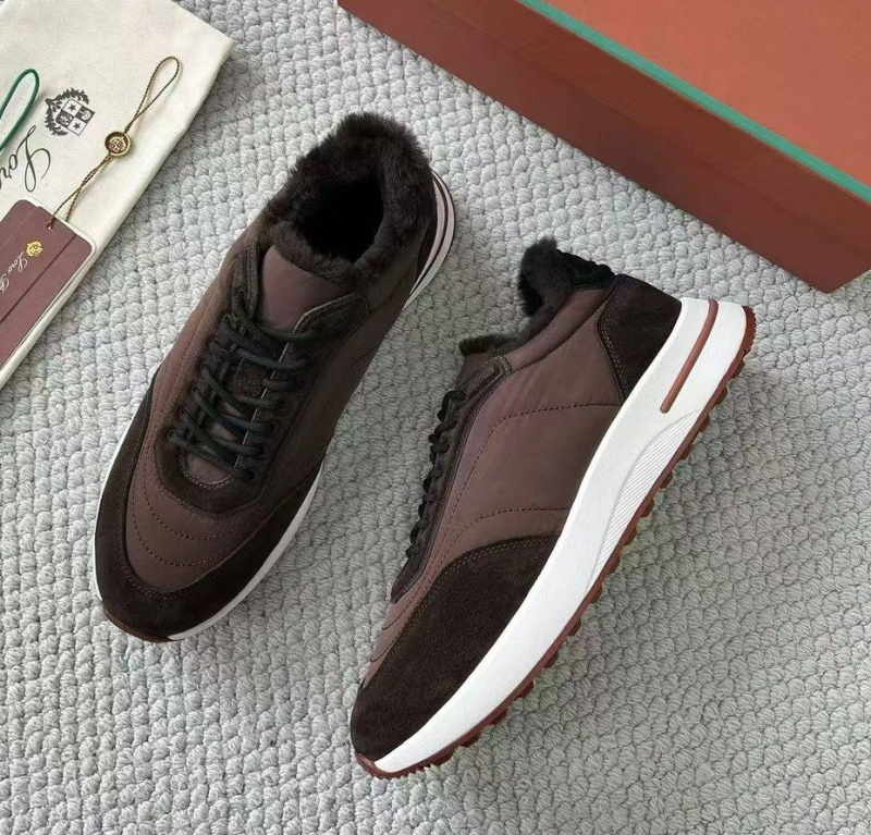 МУЖСКИЕ КРОССОВКИ LORO PIANA фото