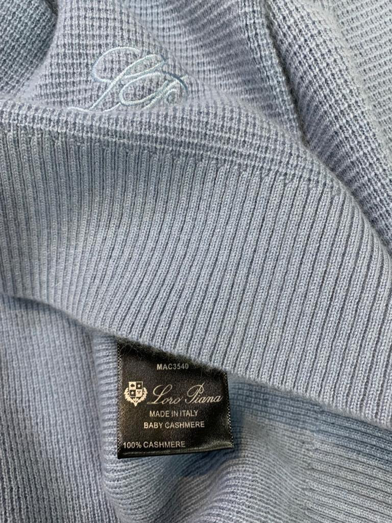 КОСТЮМ LORO PIANA детальное фото