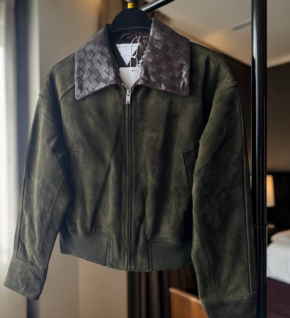 КУРТКА BOTTEGA VENETA детальное фото