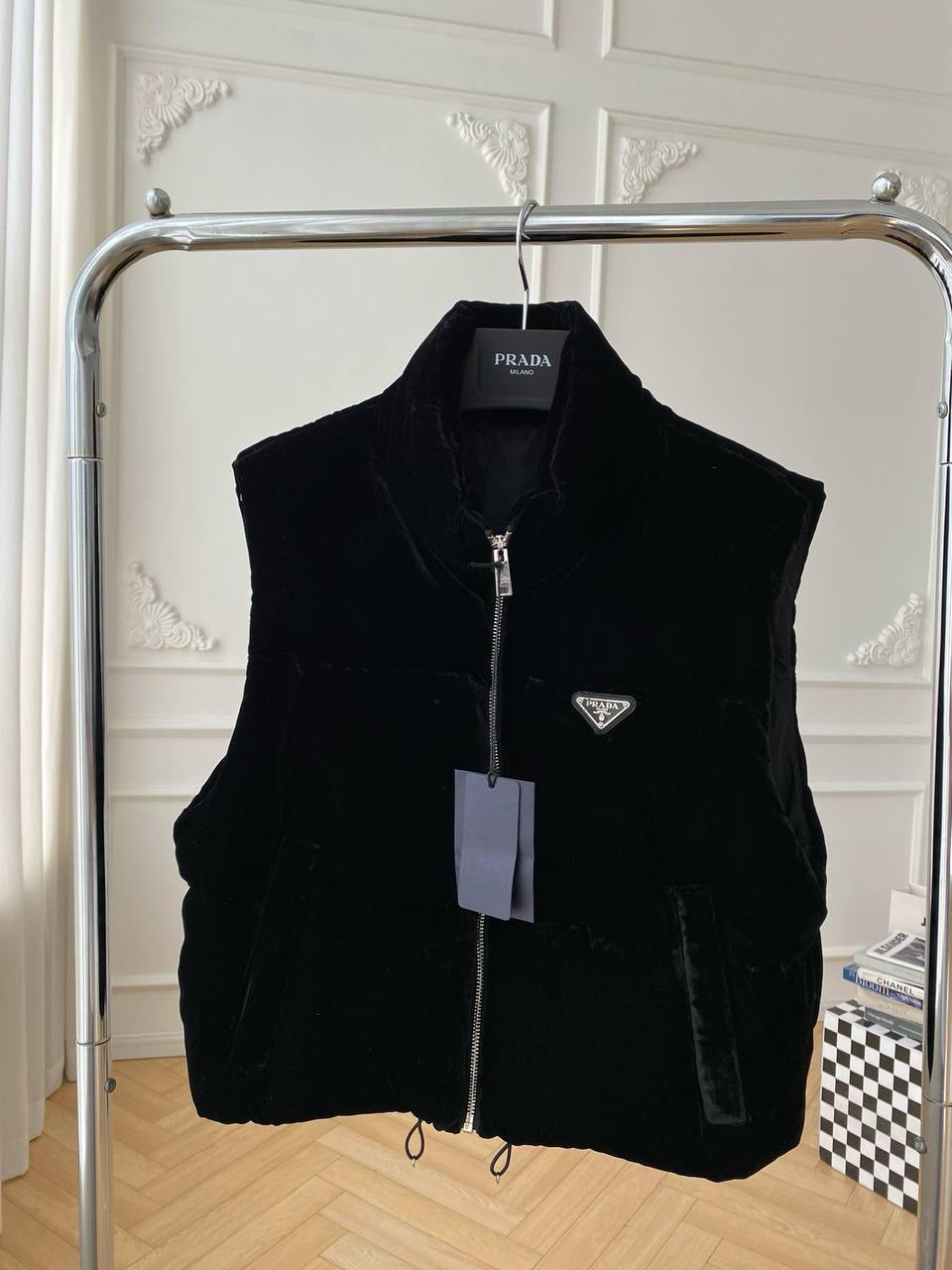 ЖИЛЕТ PRADA детальное фото