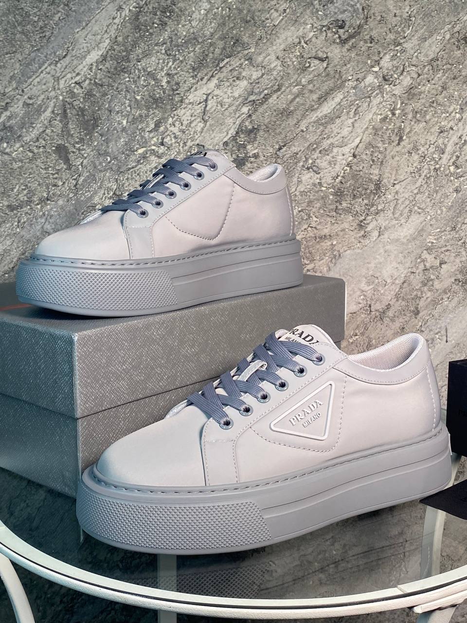 МУЖСКИЕ КЕДЫ PRADA детальное фото