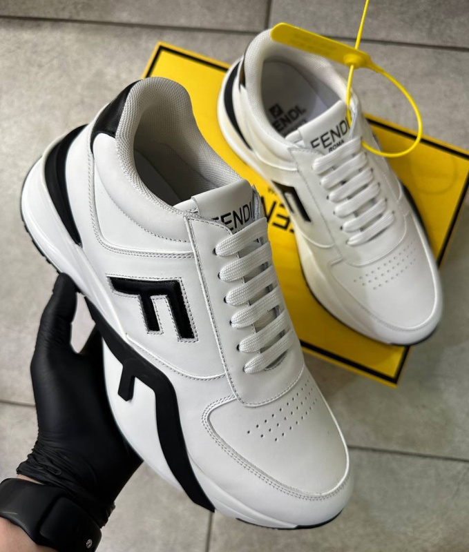 МУЖСКИЕ КРОССОВКИ FENDI фото