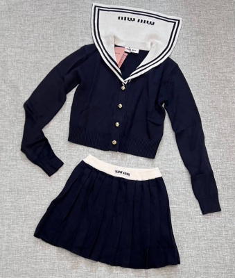 КОСТЮМ MIU MIU фото