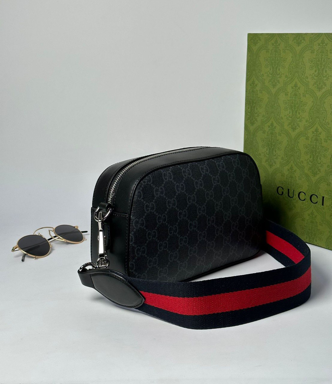 МУЖСКАЯ СУМКА МЕССЕНДЖЕР GUCCI детальное фото