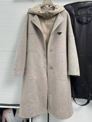 ПАЛЬТО PRADA фото