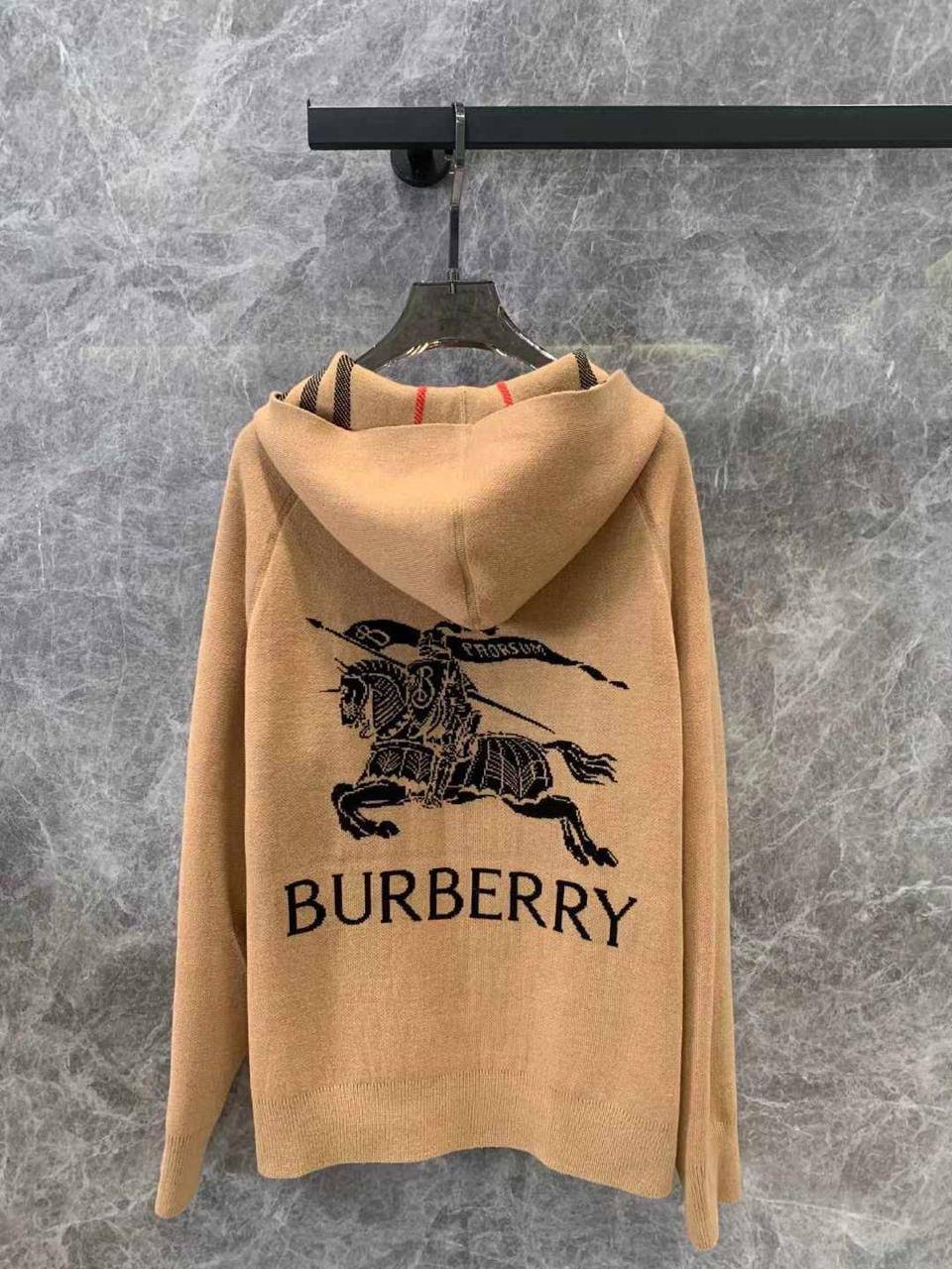 ХУДИ ДВУХСТОРОННИЙ BURBERRY детальное фото
