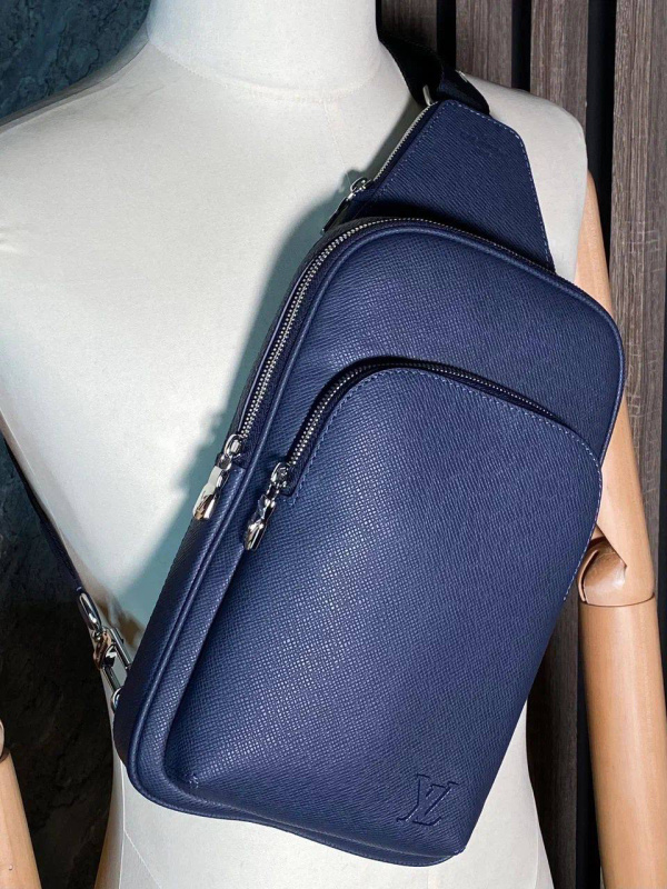 МУЖСКАЯ СУМКА СЛИНГ LOUIS VUITTON фото