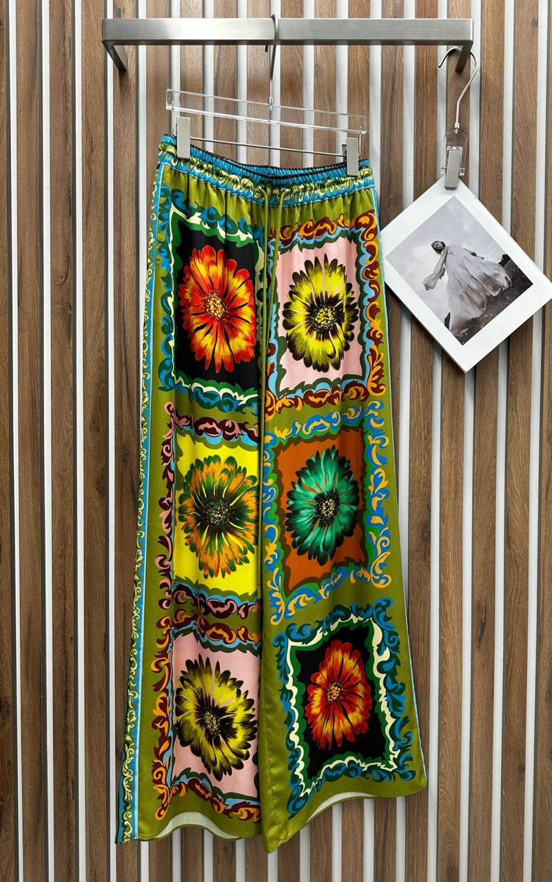 КОСТЮМ ALEMAIS детальное фото