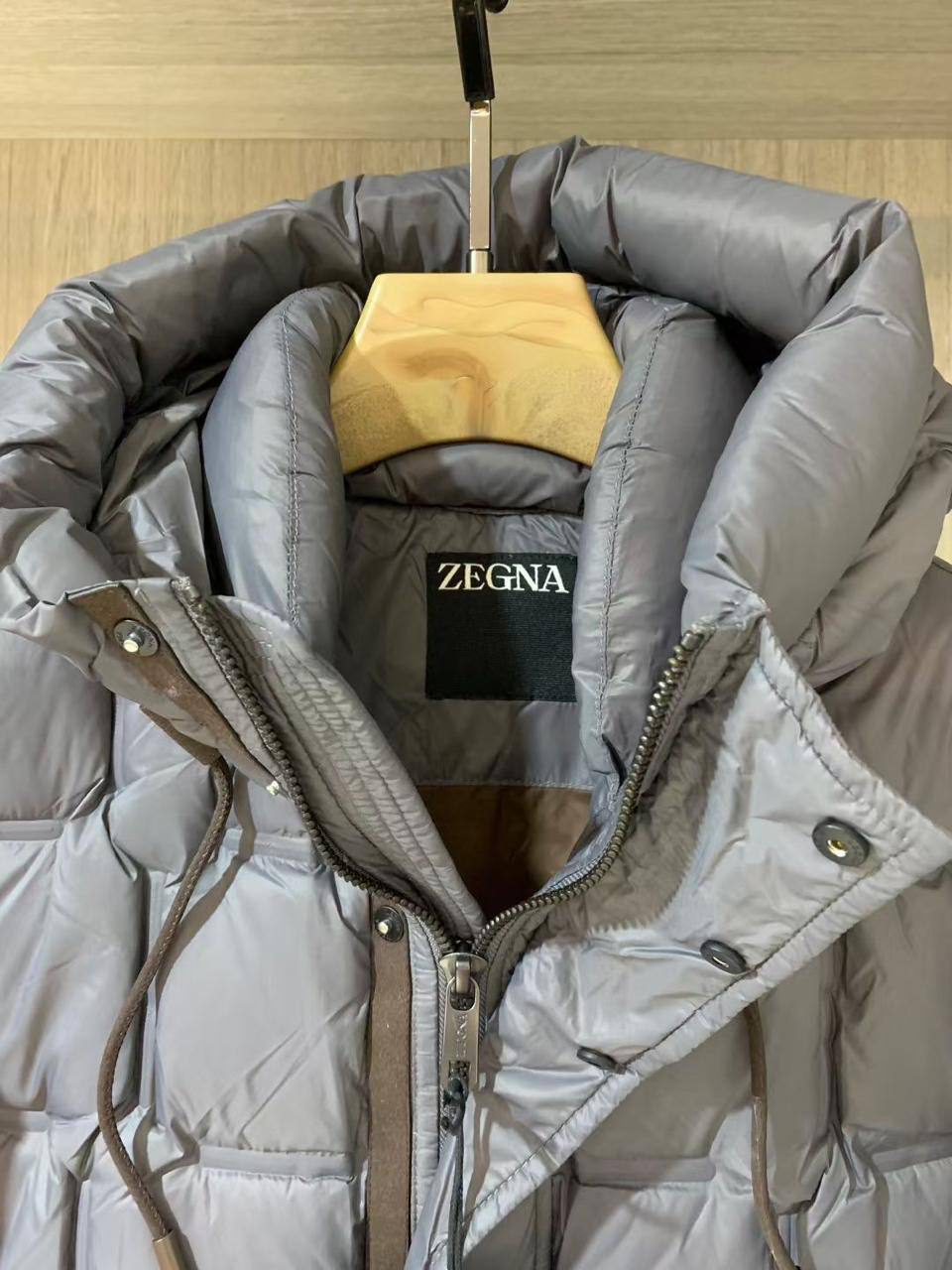 МУЖСКОЙ ПУХОВИК ZEGNA детальное фото