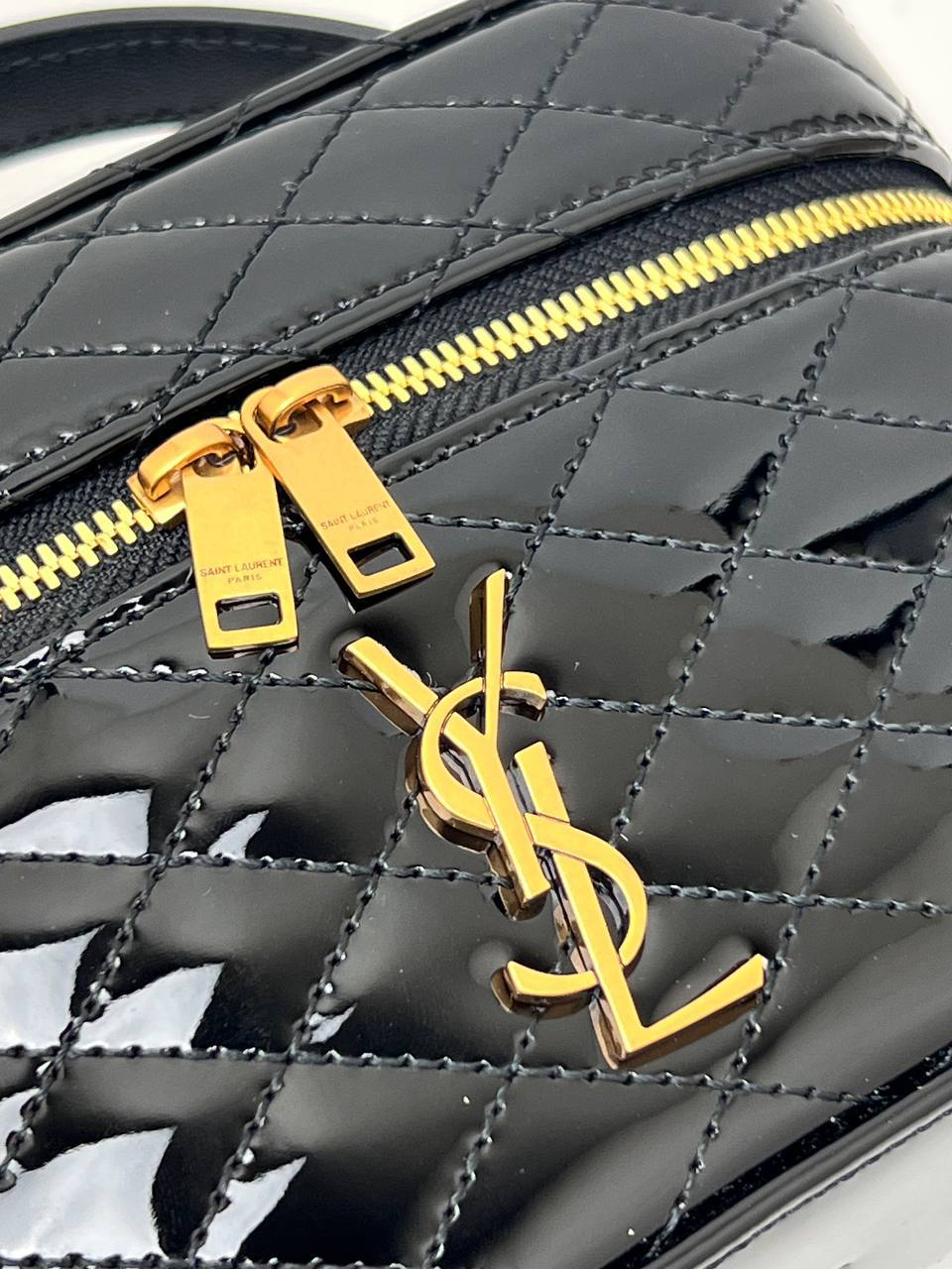 СУМКА SAINT LAURENT детальное фото