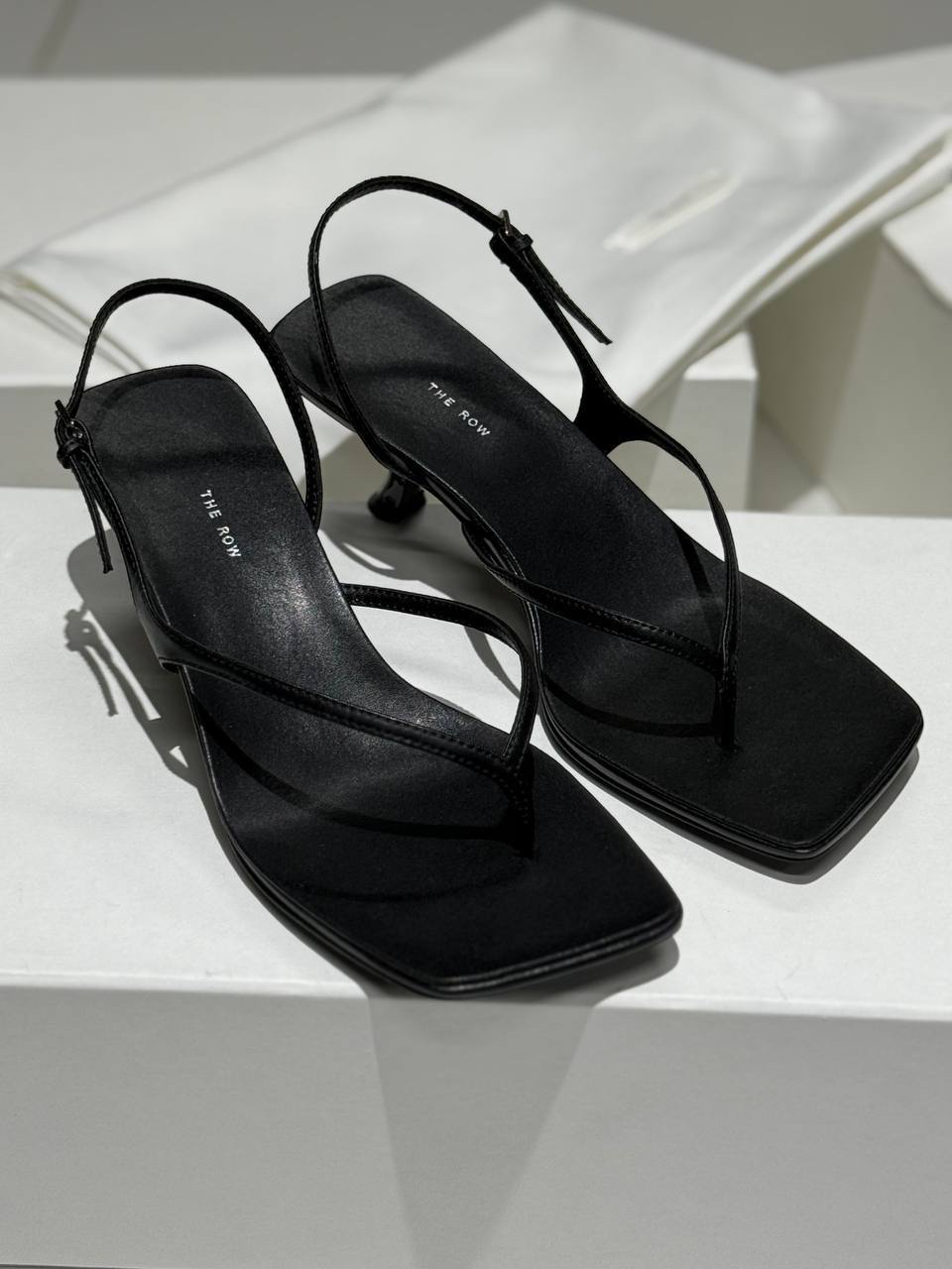 БОСОНОЖКИ THE ROW детальное фото