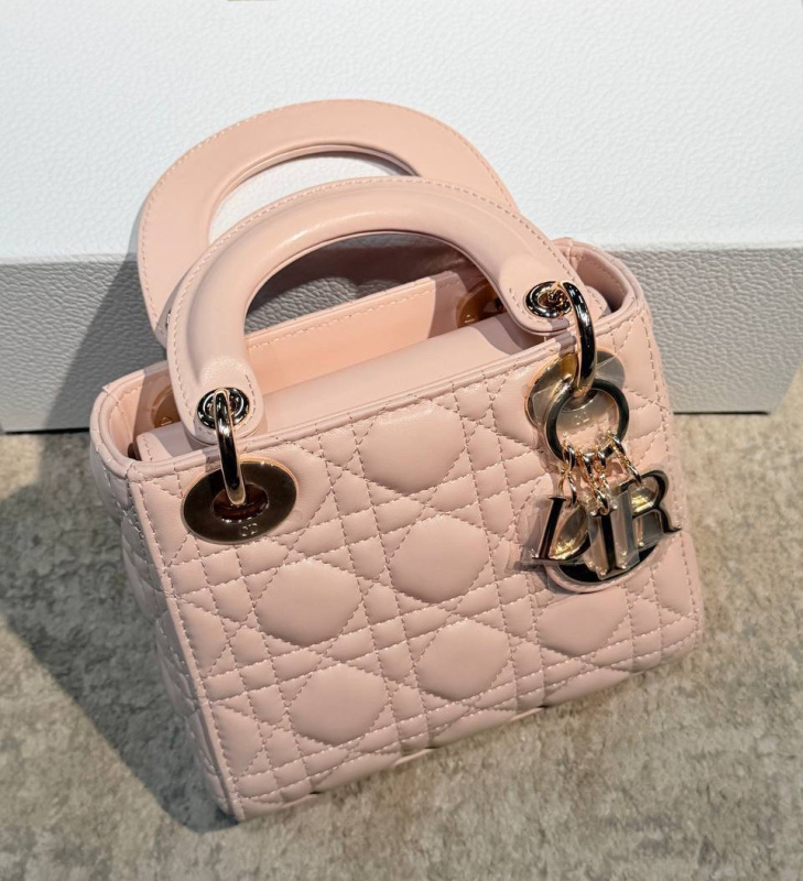 СУМКА CHRISTIAN DIOR LADY фото