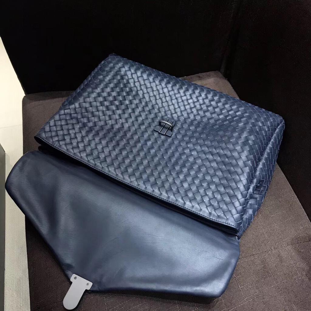 ПОРТФЕЛЬ BOTTEGA VENETA детальное фото