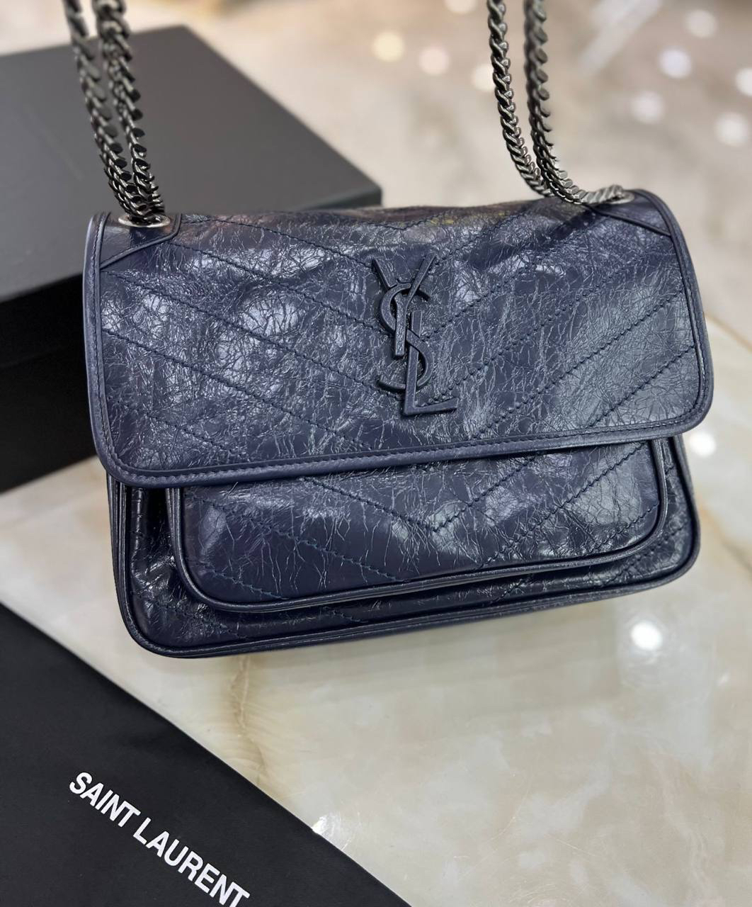 СУМКА SAINT LAURENT NIKI MEDIUM детальное фото