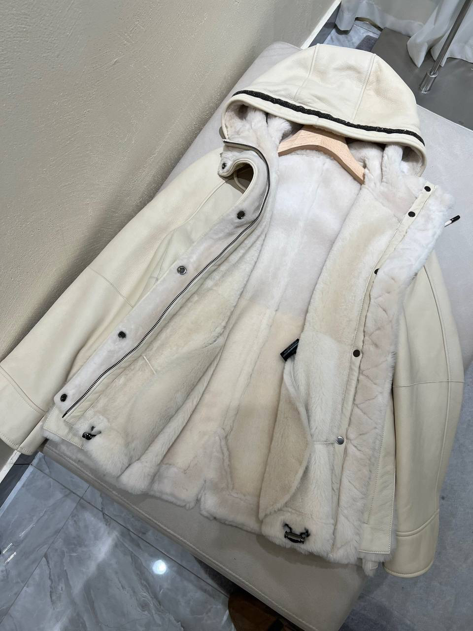 ДУБЛЕНКА BRUNELLO CUCINELLI детальное фото