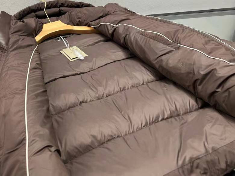 МУЖСКОЙ ПУХОВИК TOM FORD детальное фото