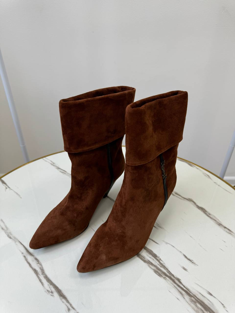 БОТИЛЬОНЫ SAINT LAURENT детальное фото