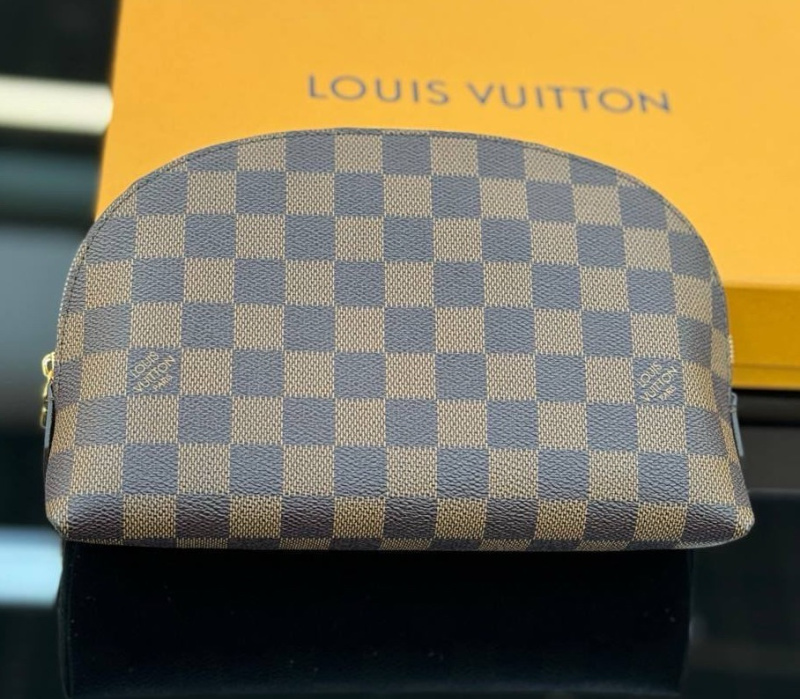 КОСМЕТИЧКА LOUIS VUITTON фото