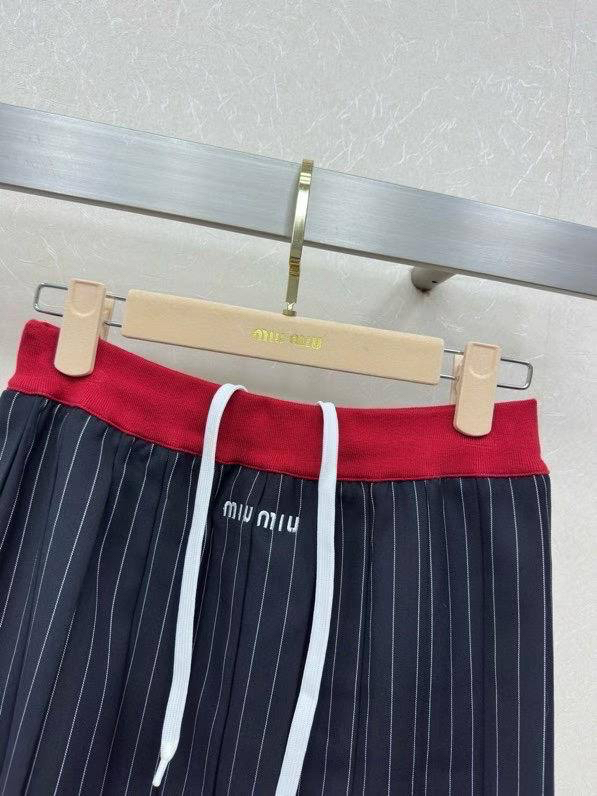 КОСТЮМ MIU MIU детальное фото