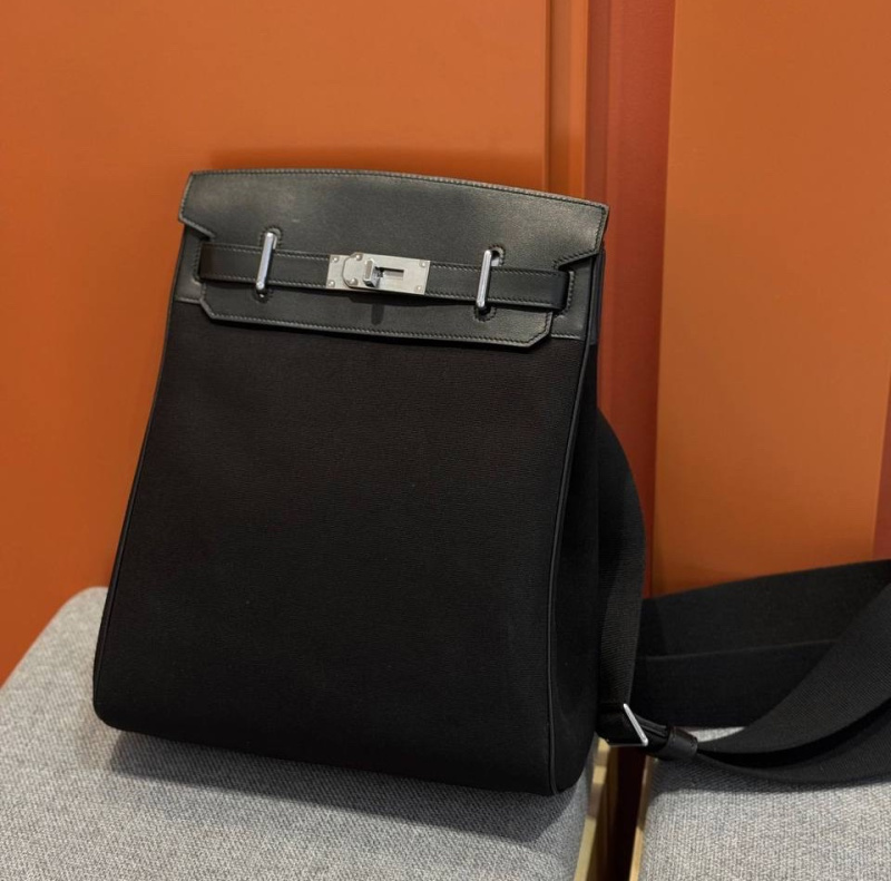 МУЖСКАЯ СУМКА СЛИНГ HERMES фото