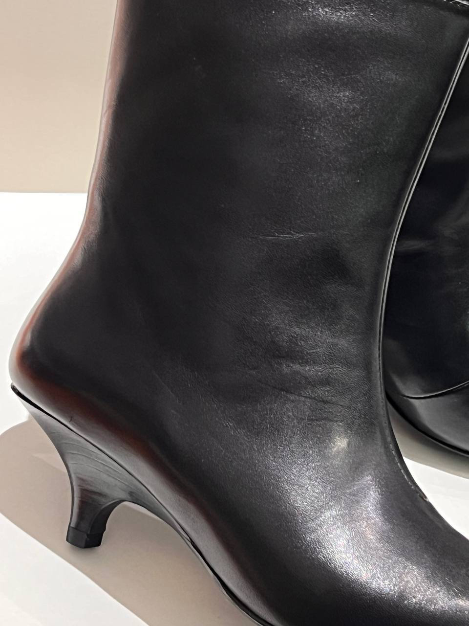 БОТИЛЬОНЫ TOTEME детальное фото