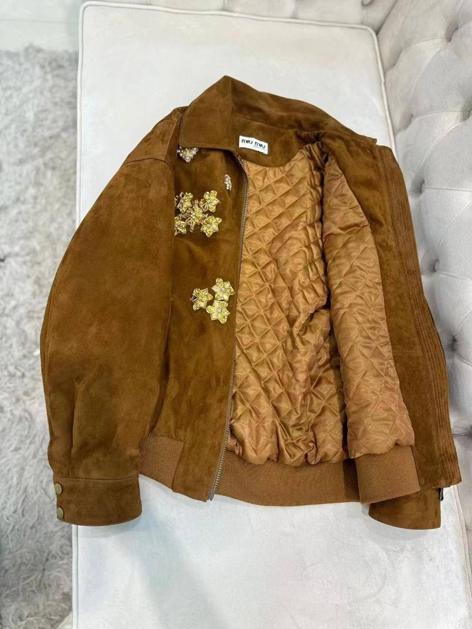 БОМБЕР MIU MIU детальное фото