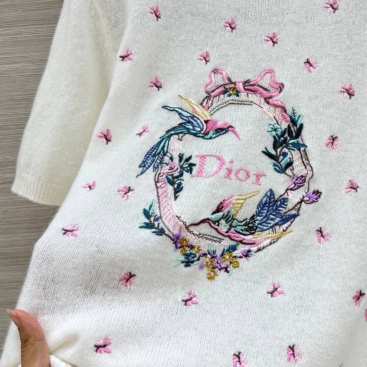 ФУТБОЛКА CHRISTIAN DIOR детальное фото
