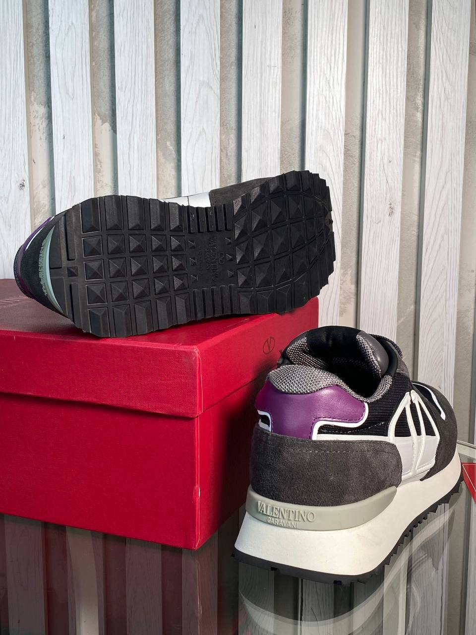 МУЖСКИЕ КРОССОВКИ VALENTINO детальное фото