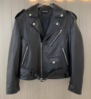 КУРТКА BALENCIAGA фото