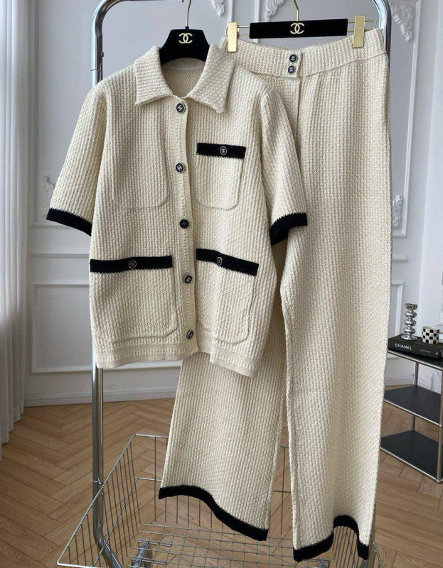 КОСТЮМ CHANEL фото