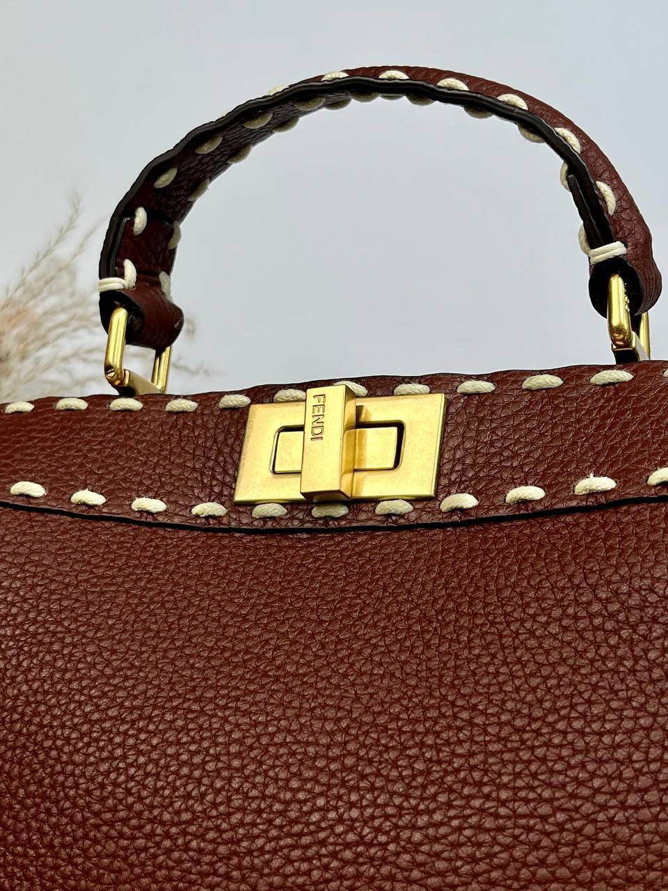 СУМКА FENDI PEEKABOO детальное фото