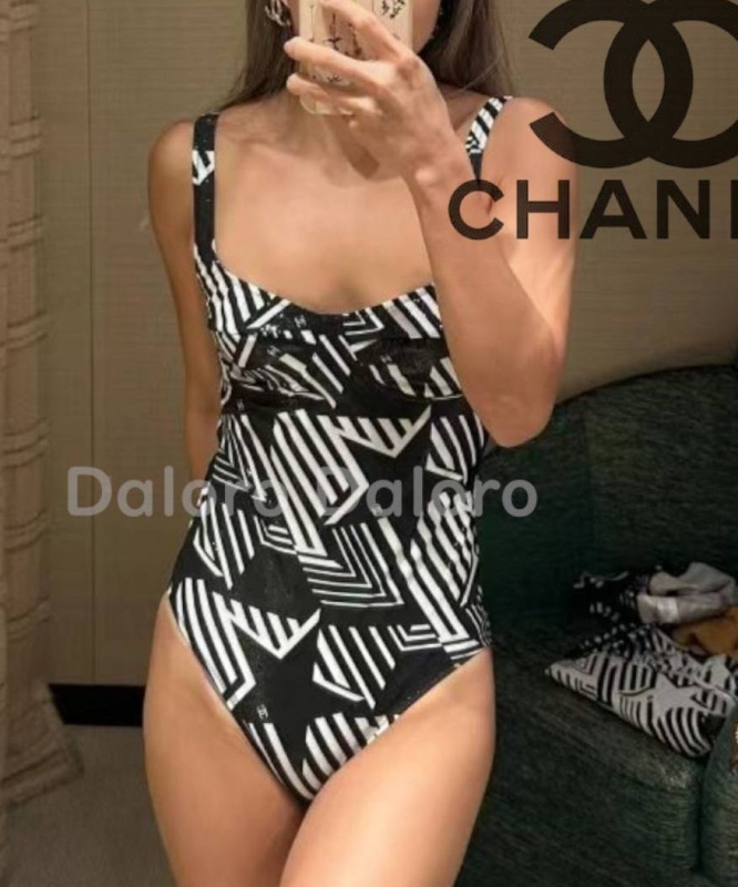 КУПАЛЬНИК CHANEL фото