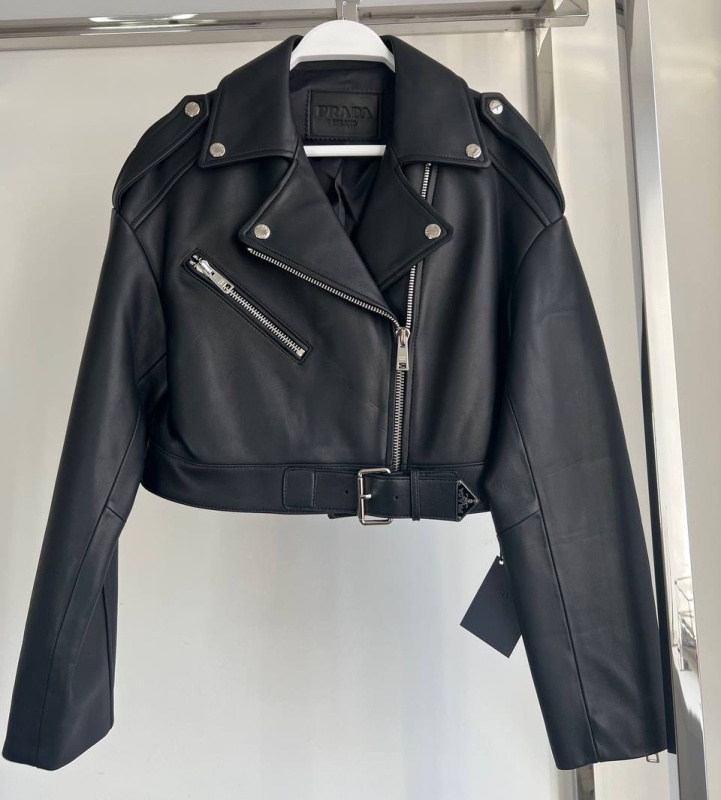 КУРТКА PRADA фото