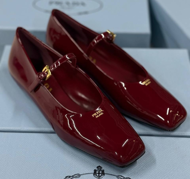 БАЛЕТКИ PRADA фото