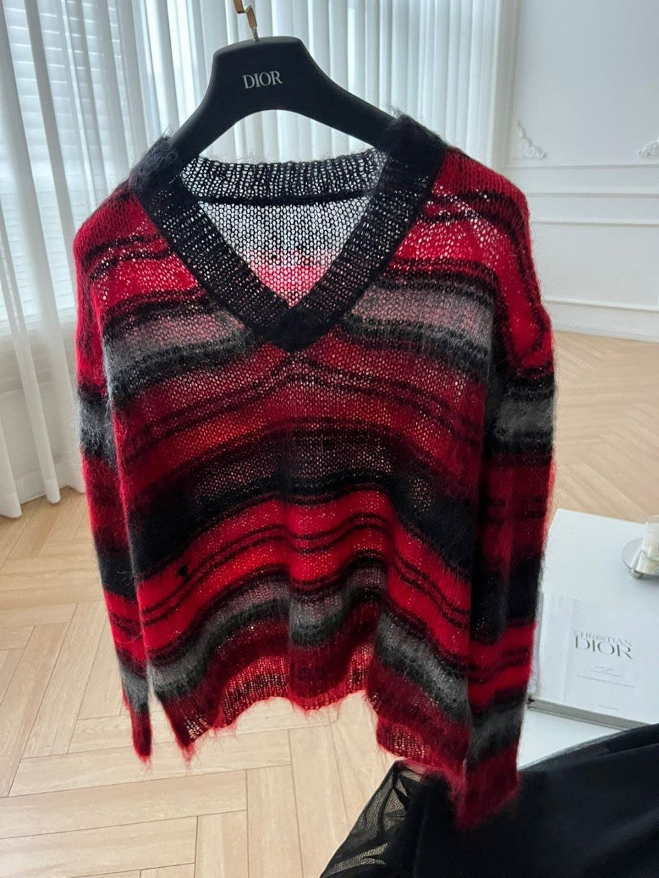 СВИТЕР CHRISTIAN DIOR детальное фото