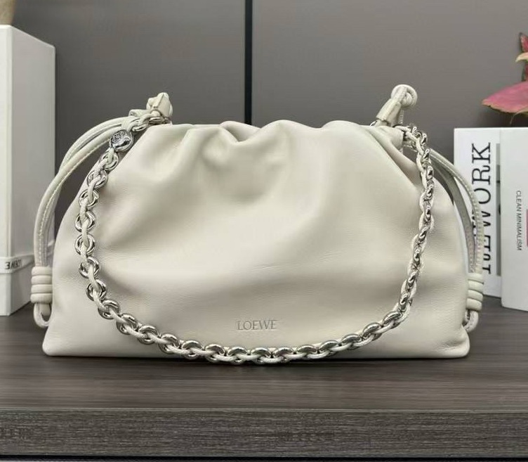 СУМКА LOEWE фото