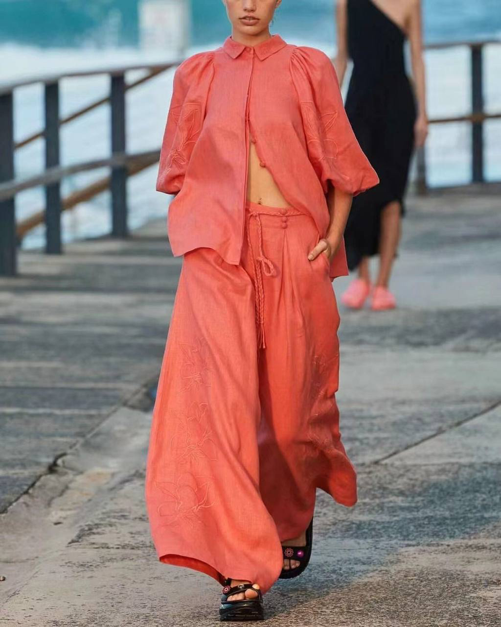 КОСТЮМ JOSLIN детальное фото