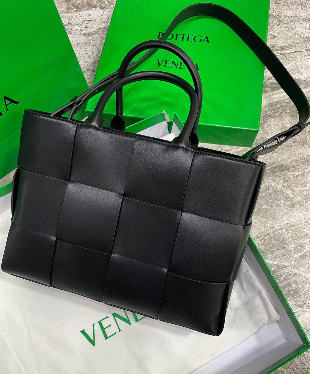 СУМКА BOTTEGA VENETA детальное фото