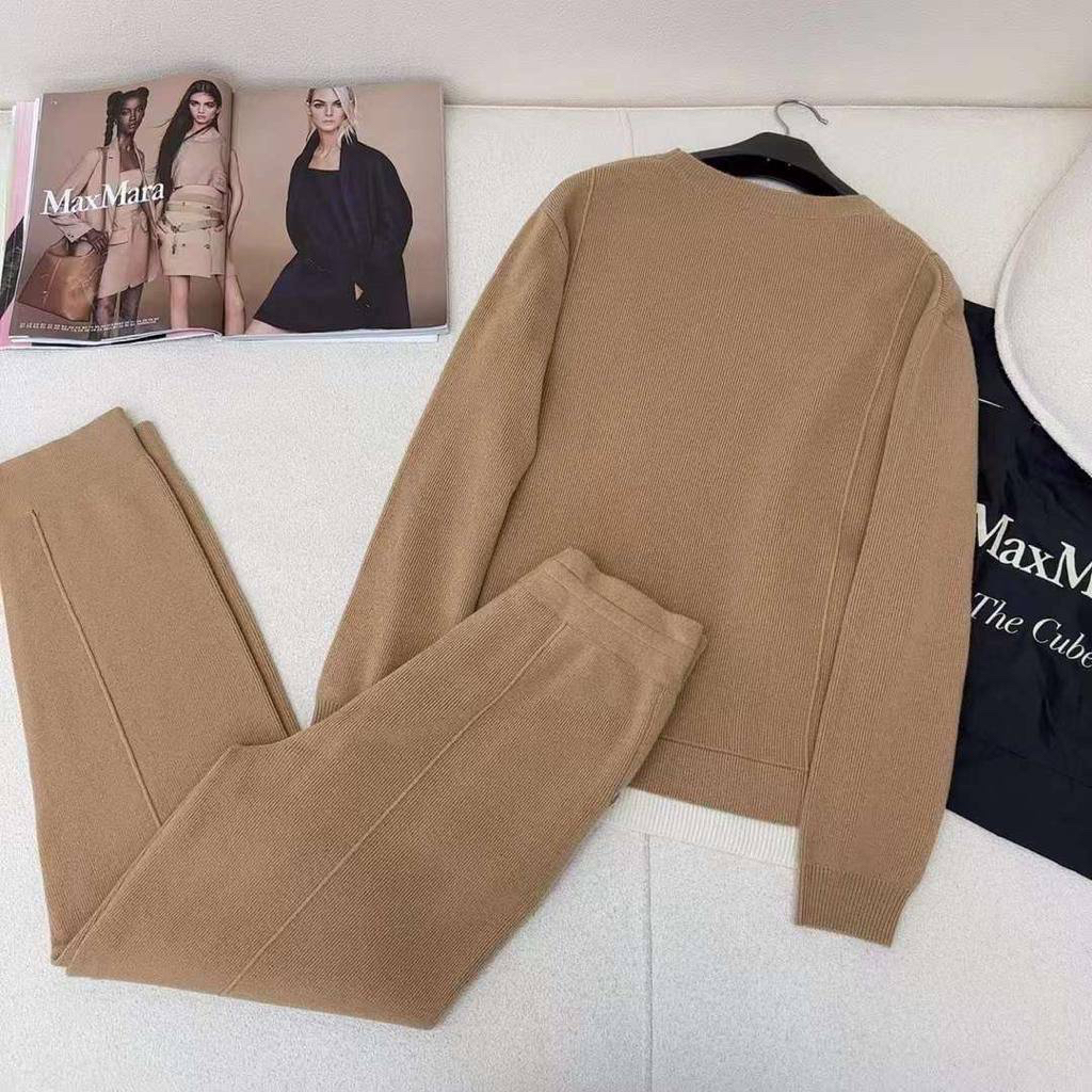 КОСТЮМ MAX MARA детальное фото