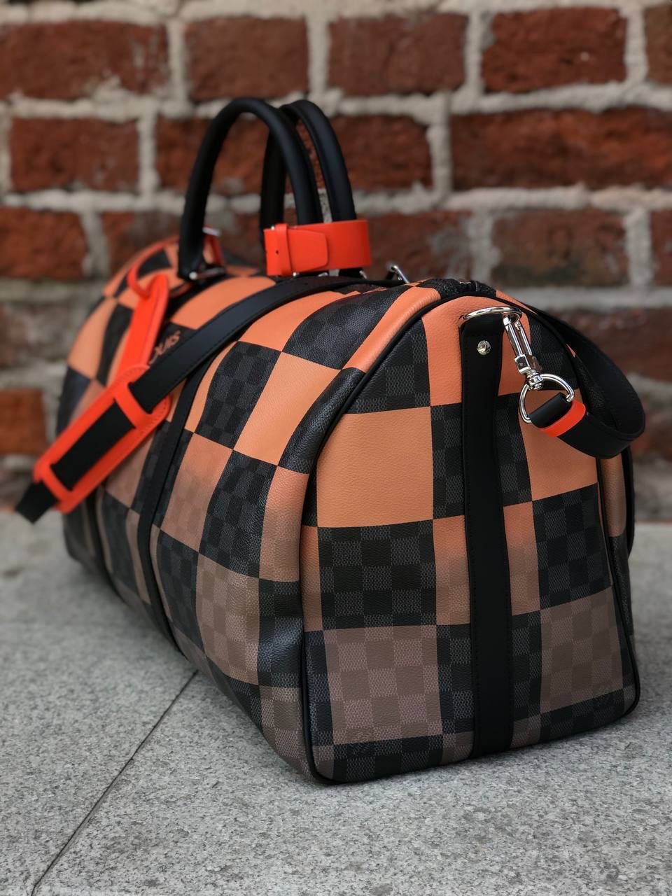 ДОРОЖНАЯ СУМКА LOUIS VUITTON детальное фото