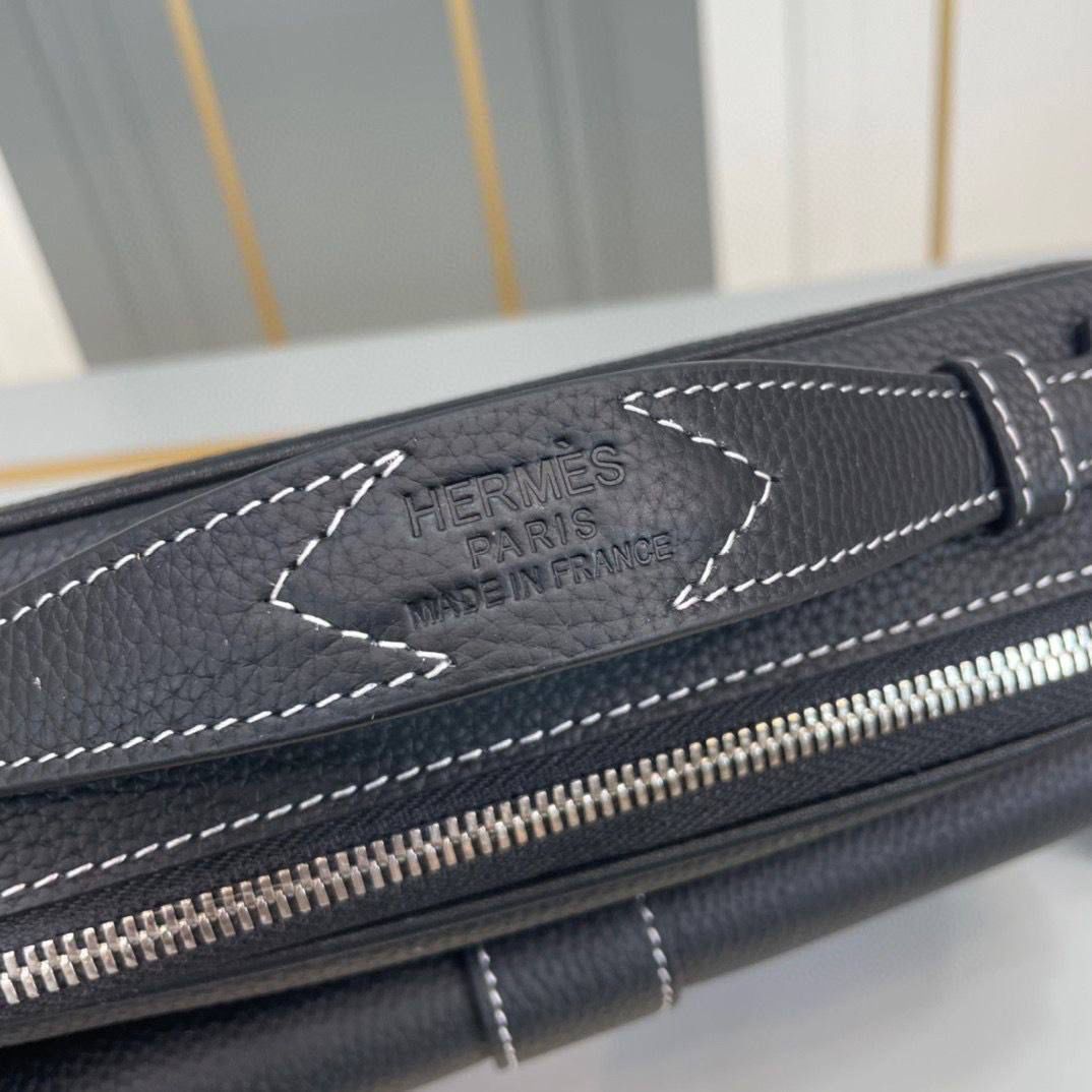 МУЖСКАЯ СУМКА МЕССЕНДЖЕР HERMES детальное фото