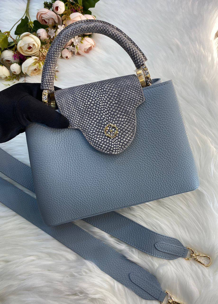 СУМКА LOUIS VUITTON CAPUCINES детальное фото