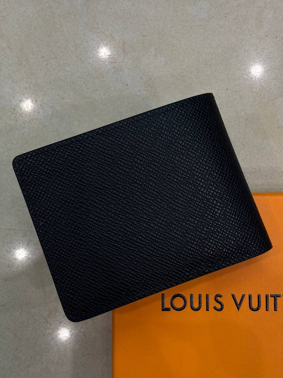 МУЖСКОЙ ПОРТМОНЕ LOUIS VUITTON детальное фото