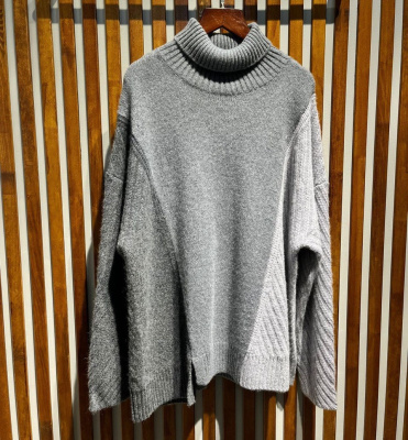 СВИТЕР LORO PIANA фото